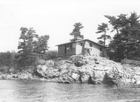 haas_cottage_1960s